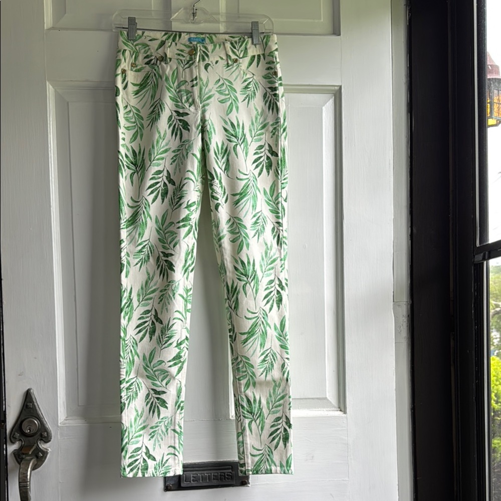 J. McLAUGHLIN LEXI GREEN & WHITE PALM LEAF PANTS JEANS SIZE 0